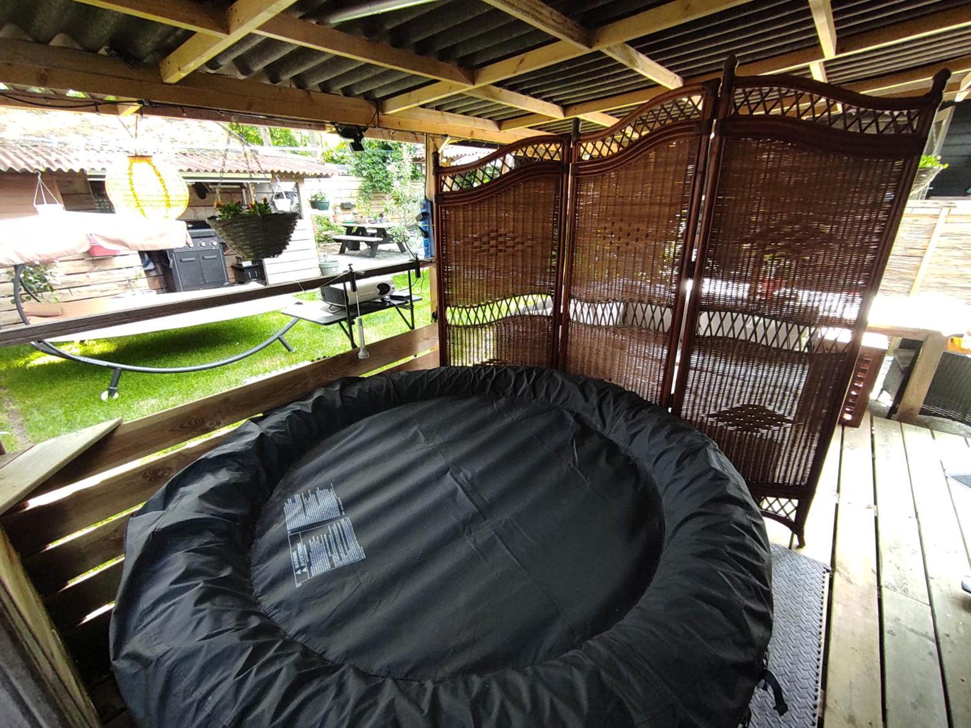 "Tempat Senang" Chalet On The Beautiful Veluwe With Airco Sauna Bbq Jacuzzi Beamer And Dog Putten Exterior foto